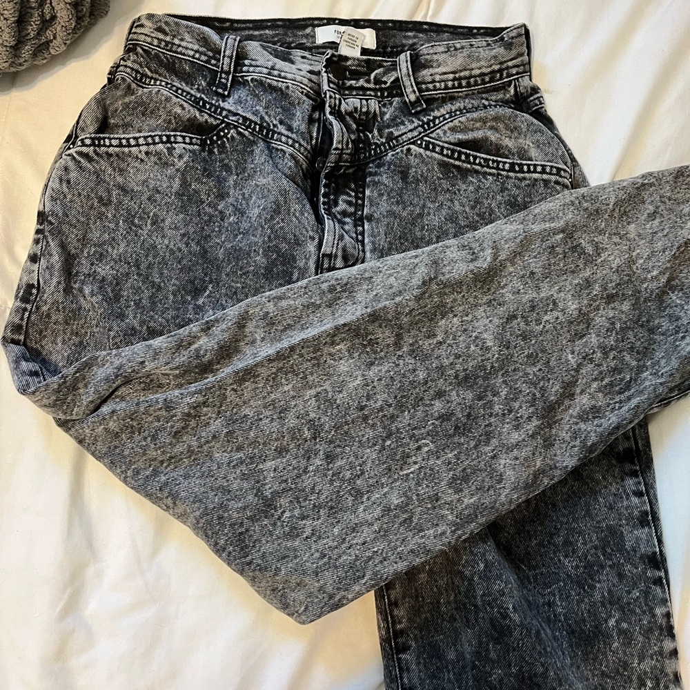 black curvy mom jeans